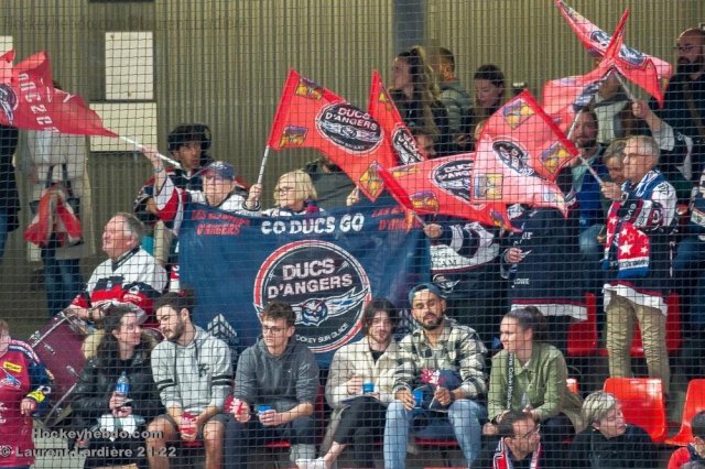 Photo hockey match Grenoble  - Angers  le 13/04/2022