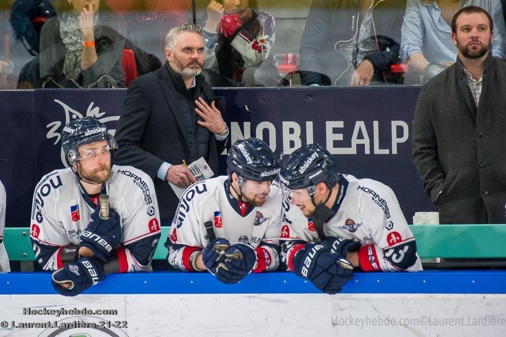 Grenoble  5 - 1 Angers 