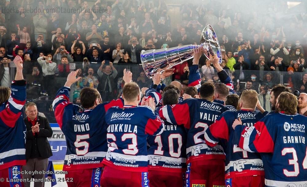 Grenoble  5 - 1 Angers 