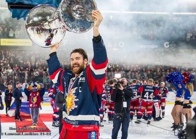 Photo hockey match Grenoble  - Angers  le 13/04/2022