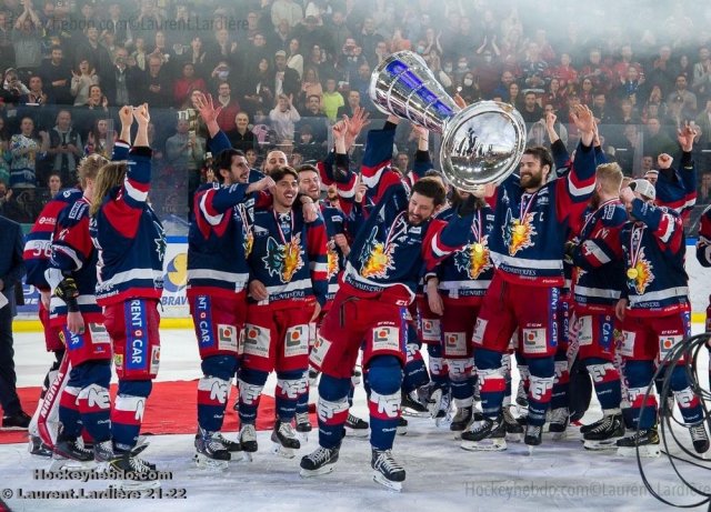 Photo hockey match Grenoble  - Angers  le 13/04/2022