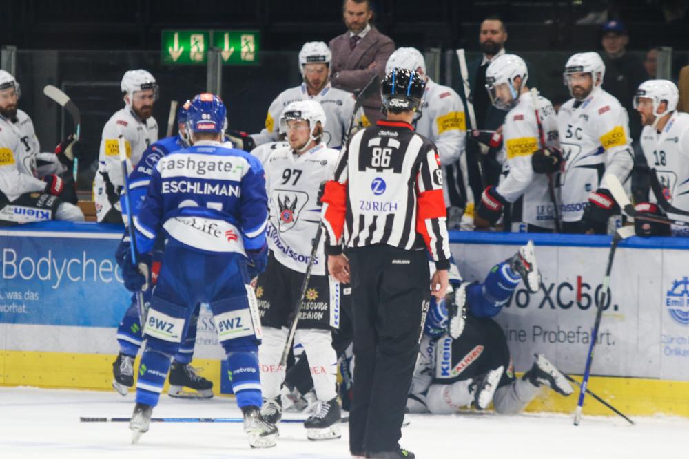 Zürich 6 - 2 Fribourg