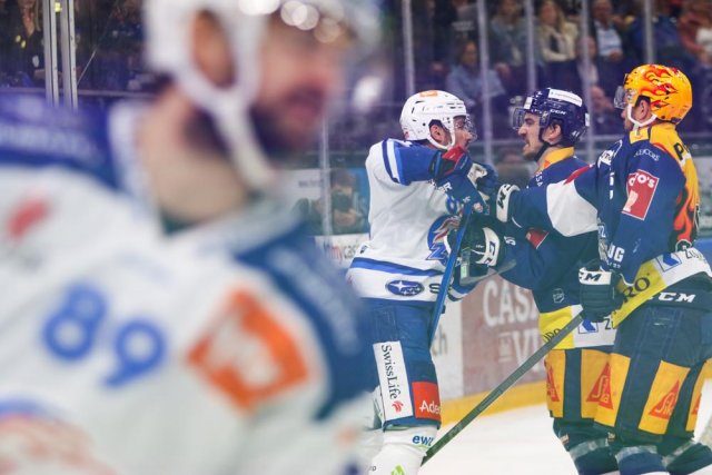 Photo hockey match Zug - Zürich le 18/04/2022
