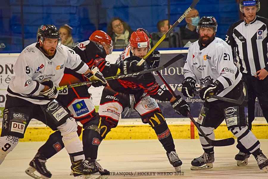 Cholet  2 - 1 Brest 