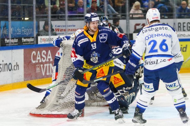 Photo hockey match Zug - Zürich le 23/04/2022
