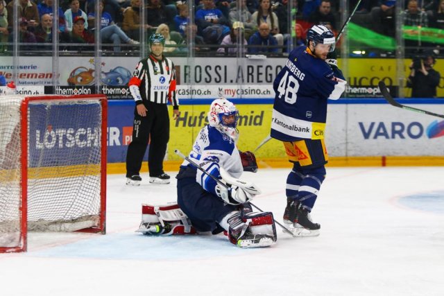 Photo hockey match Zug - Zürich le 23/04/2022