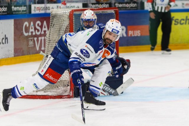 Photo hockey match Zug - Zürich le 23/04/2022