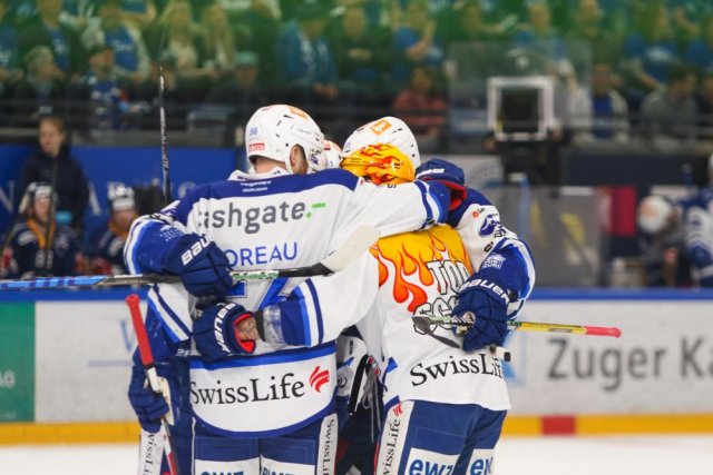 Photo hockey match Zug - Zürich le 23/04/2022