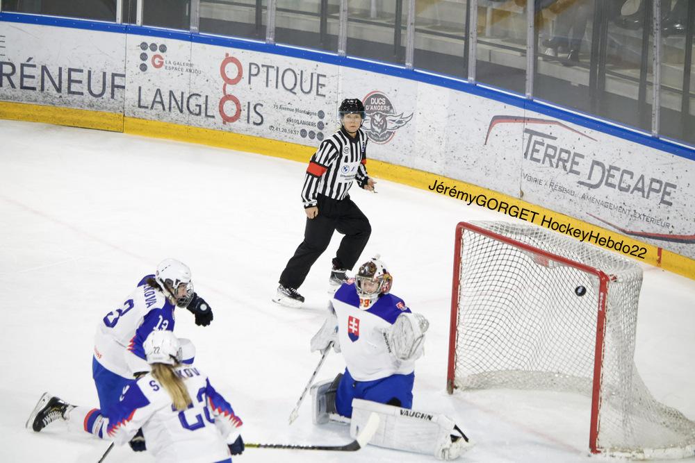 France 4 - 0 Slovakia
