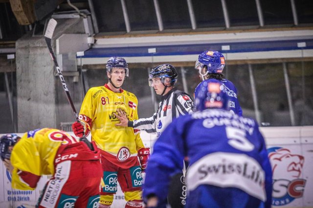 Photo hockey match Zürich - Düsseldorf le 19/08/2022