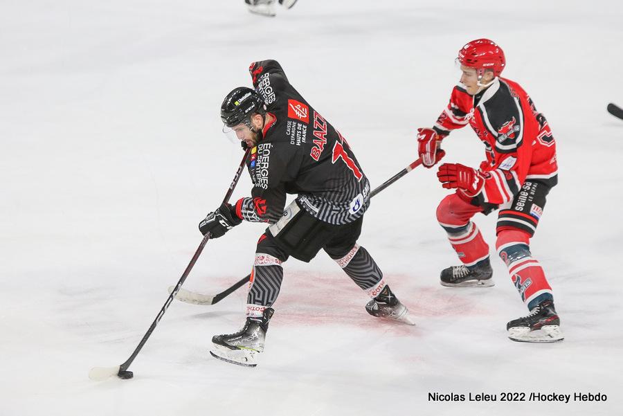 Amiens  8 - 2 Neuilly/Marne