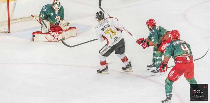 Cergy-Pontoise 4 - 2 Chamonix 