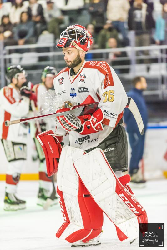 Cergy-Pontoise 4 - 2 Chamonix 