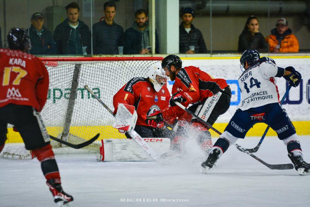 Chamonix  2 - 4 Angers 