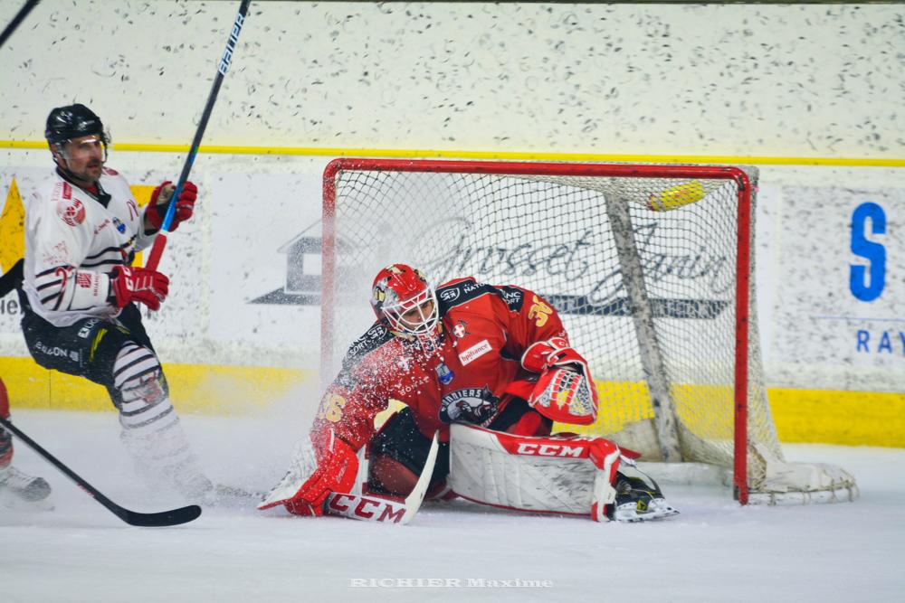 Chamonix  3 - 2 Briançon 