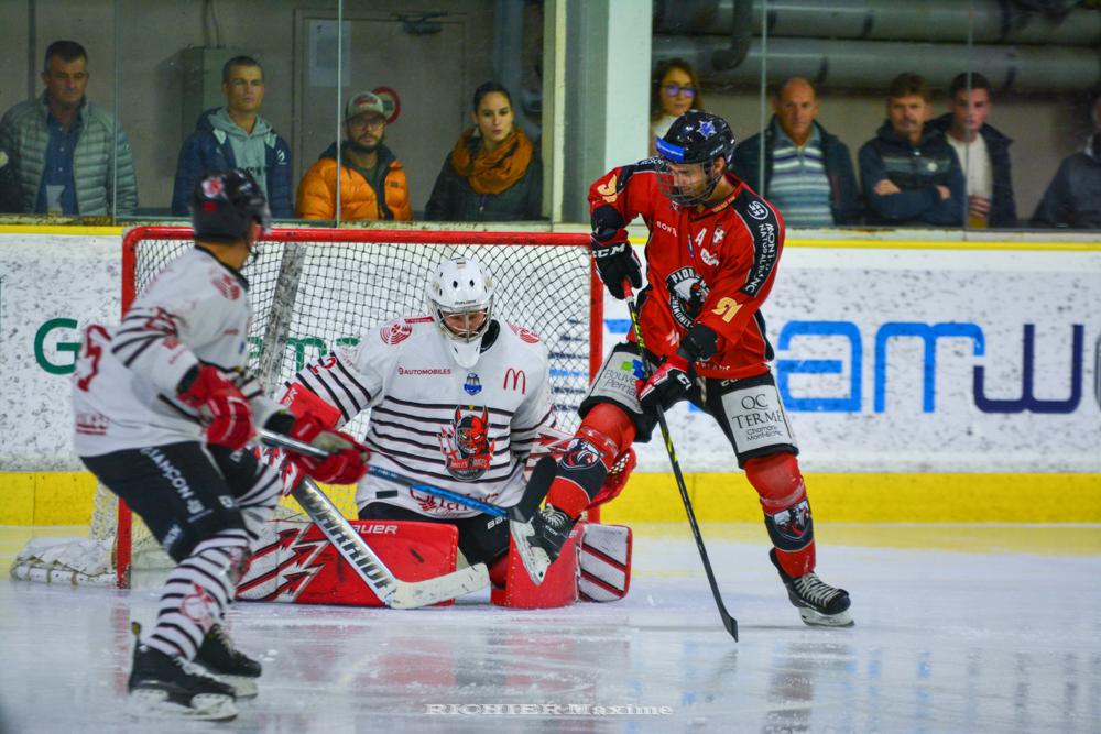 Chamonix  3 - 2 Briançon 