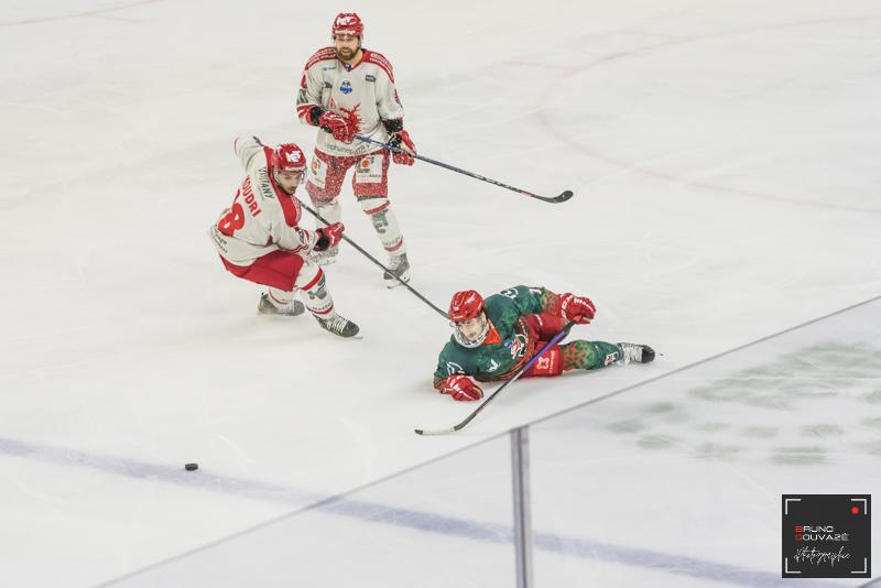 Cergy-Pontoise 4 - 5 Grenoble 