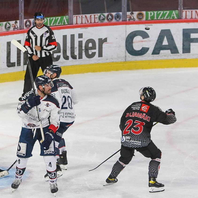 Amiens  4 - 3 Angers 