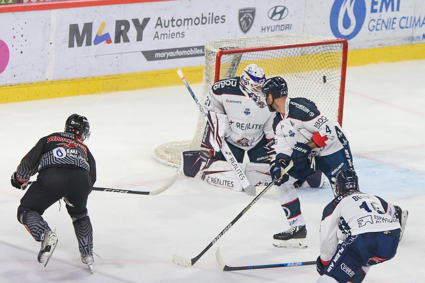Amiens  4 - 3 Angers 
