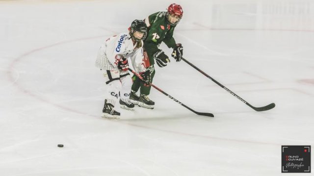 Photo hockey match Cergy-Pontoise / Féminin - Amiens / Féminin le 08/10/2022