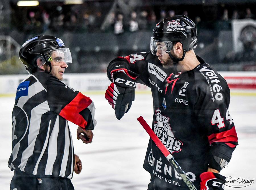 Bordeaux 4 - 1 Chamonix 