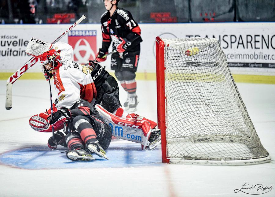 Bordeaux 4 - 1 Chamonix 