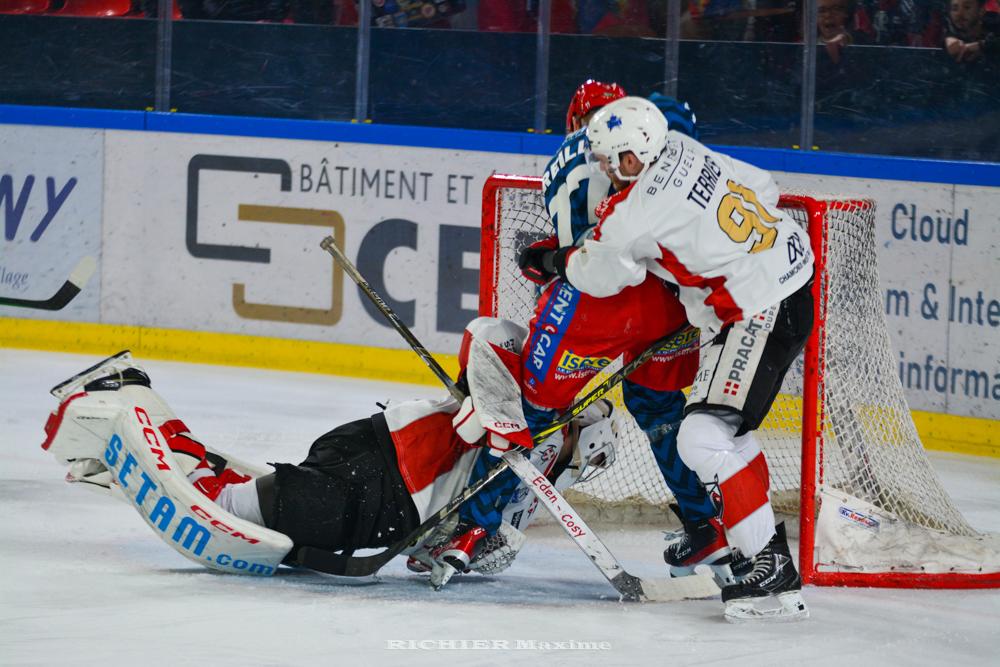 Grenoble  5 - 2 Chamonix 