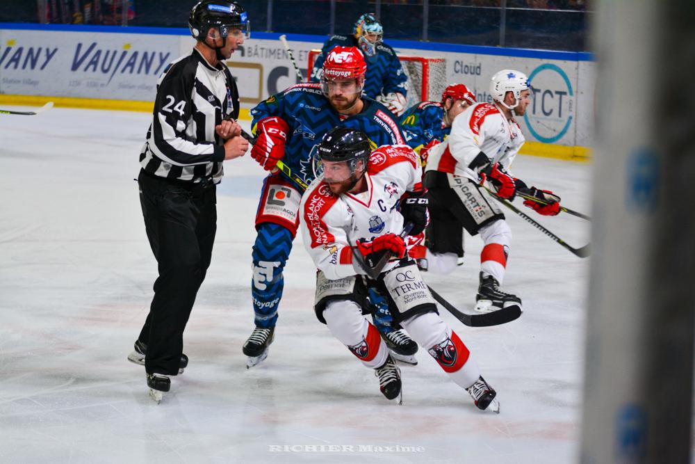 Grenoble  5 - 2 Chamonix 