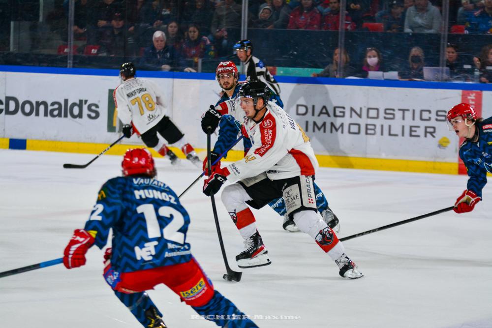 Grenoble  5 - 2 Chamonix 