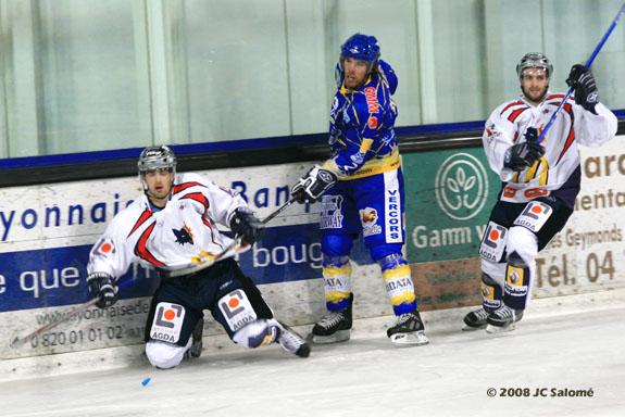 Villard-de-Lans 0 - 5 Grenoble 