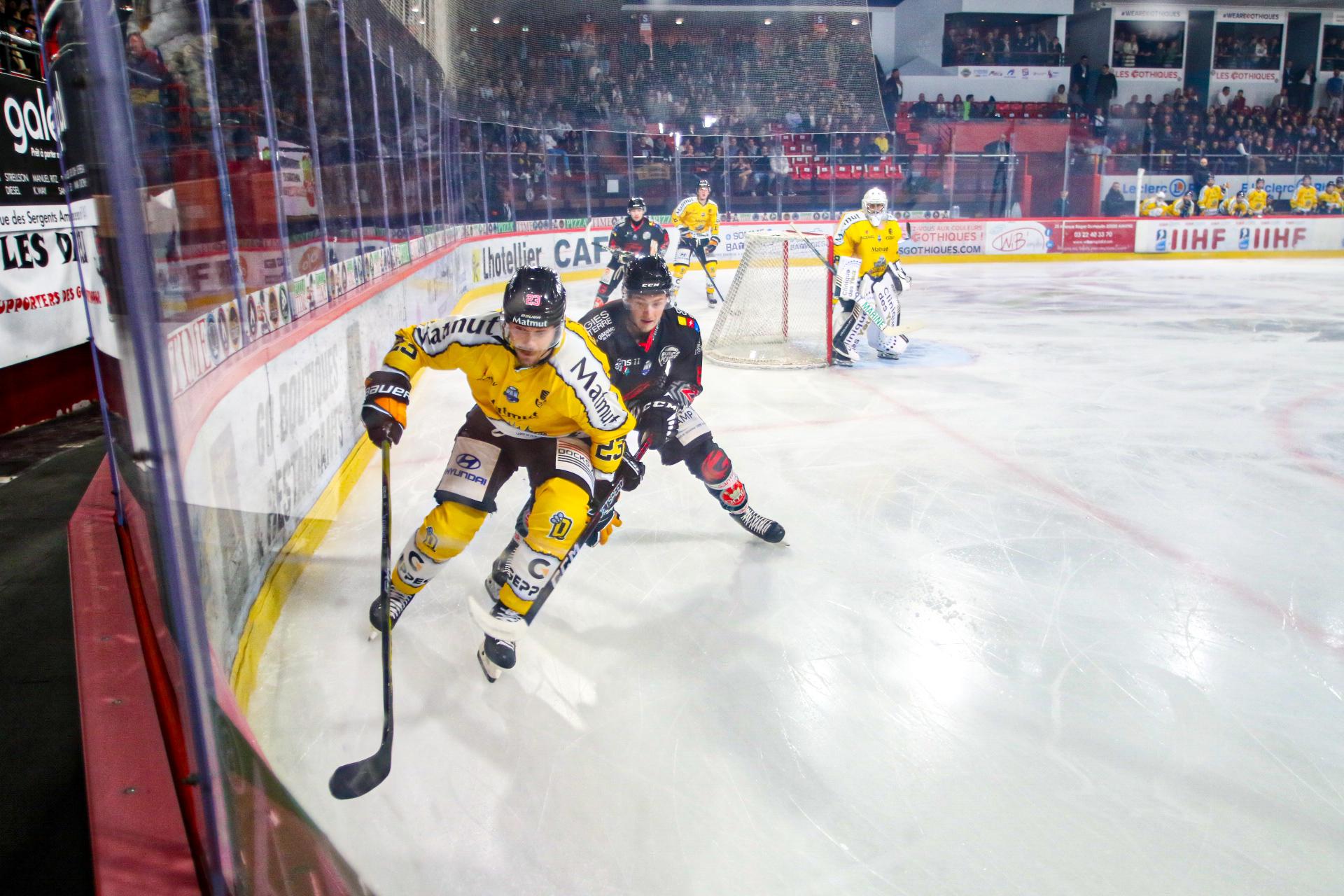 Amiens  5 - 6 Rouen