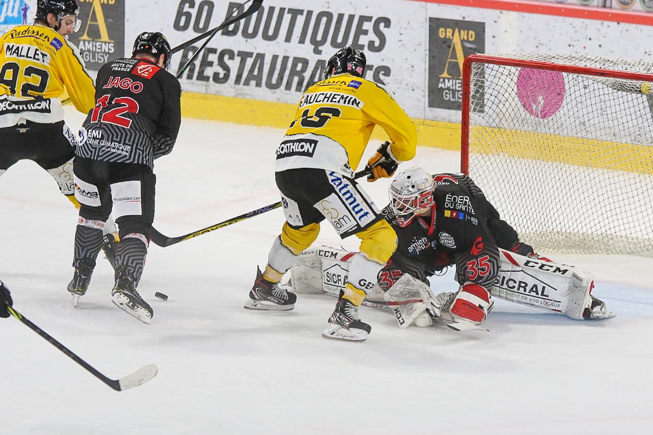 Amiens  5 - 6 Rouen