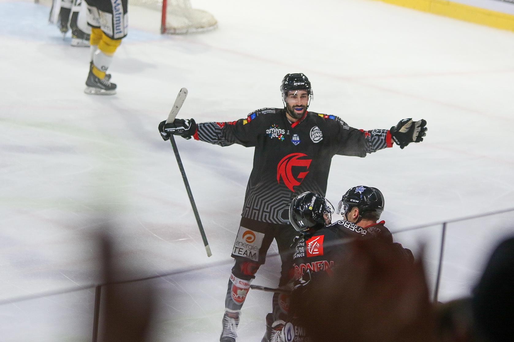 Amiens  5 - 6 Rouen