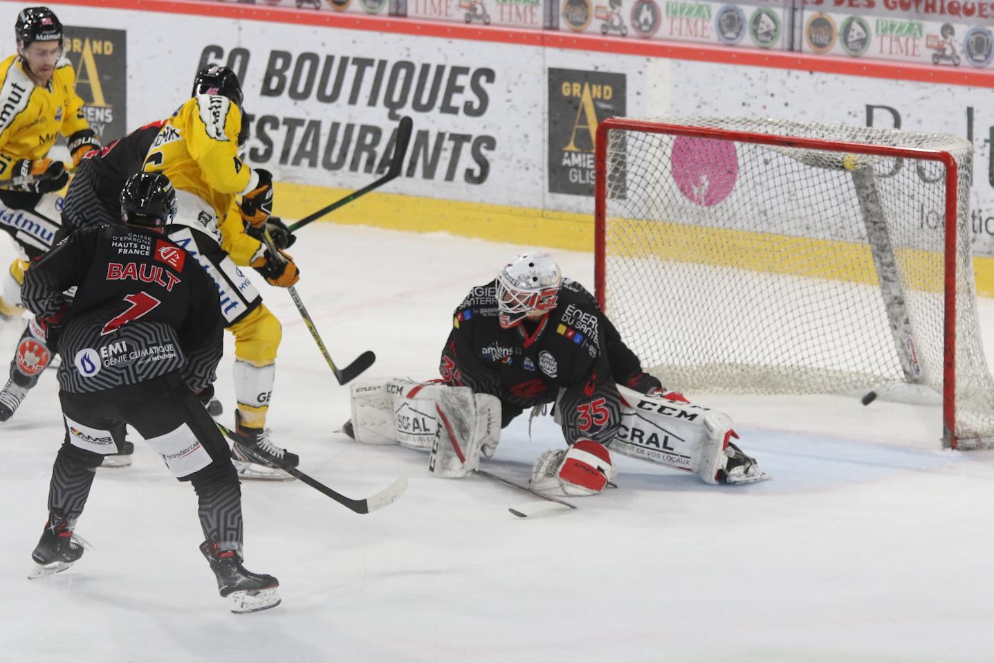 Amiens  5 - 6 Rouen