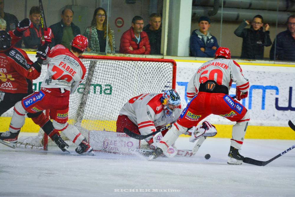 Chamonix  1 - 3 Grenoble 