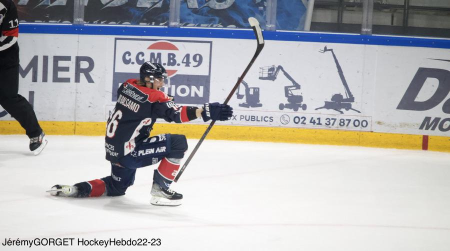 Angers  3 - 4 Grenoble 