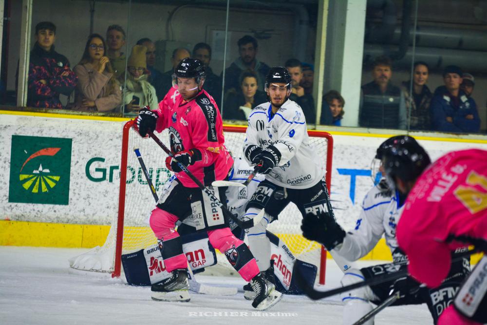 Chamonix  5 - 3 Gap 