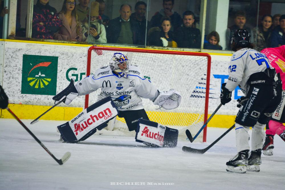 Chamonix  5 - 3 Gap 