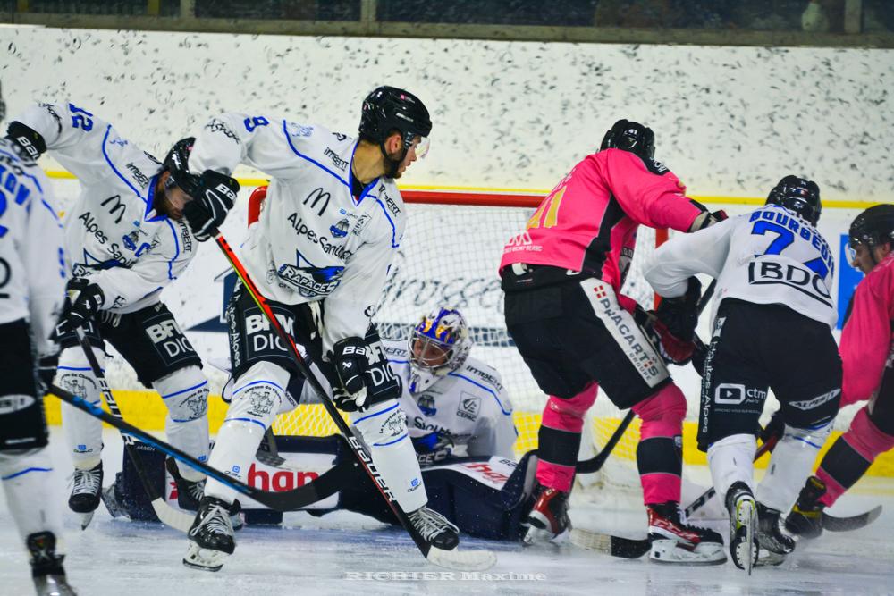 Chamonix  5 - 3 Gap 