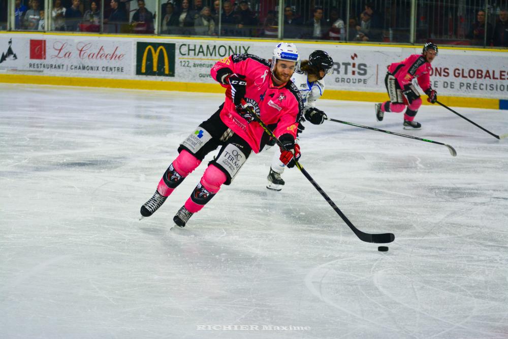 Chamonix  5 - 3 Gap 