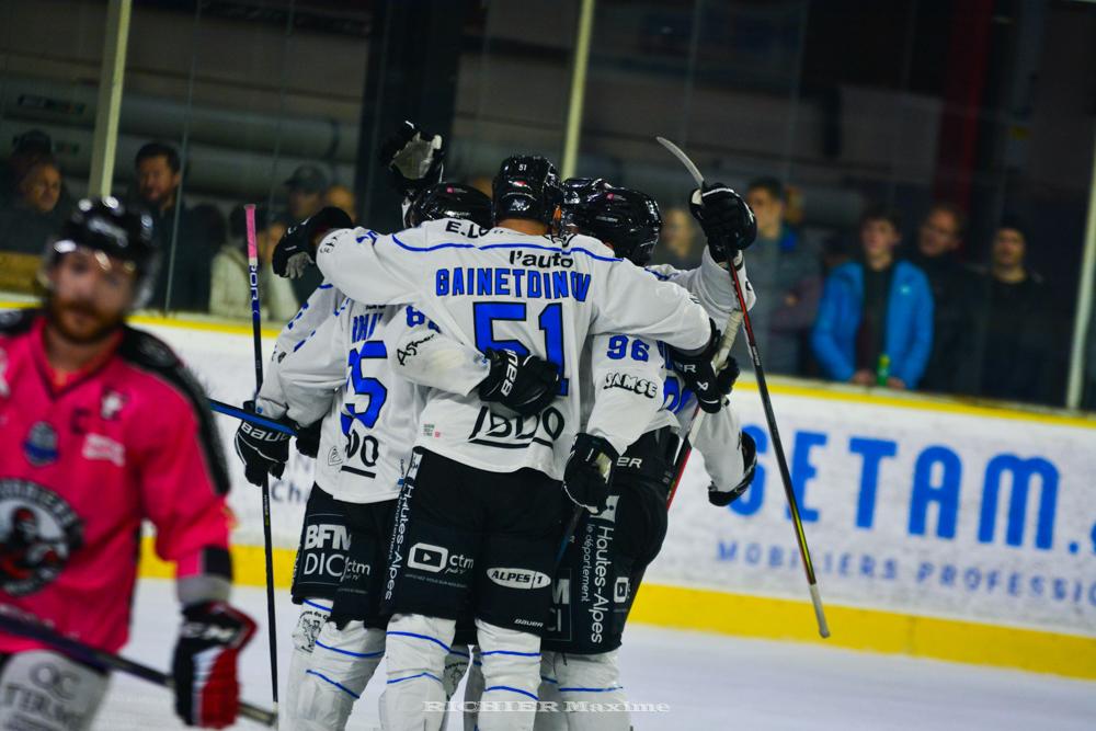 Chamonix  5 - 3 Gap 