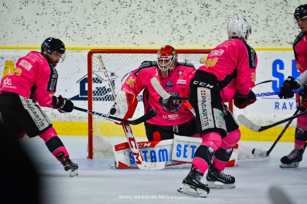Chamonix  5 - 3 Gap 