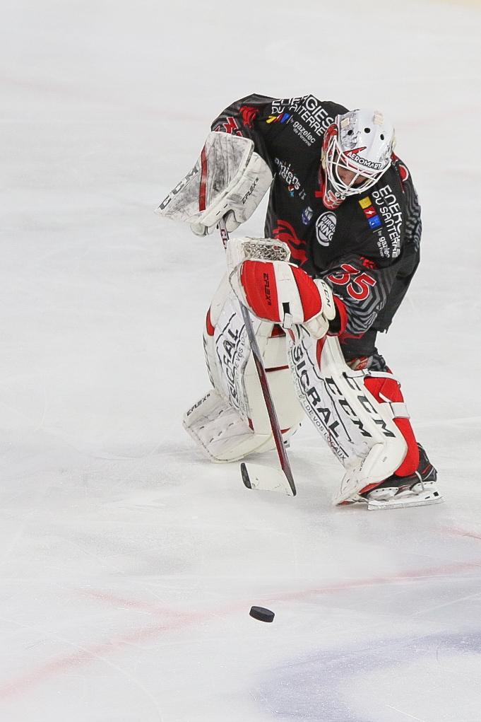 Amiens  1 - 3 Cergy-Pontoise