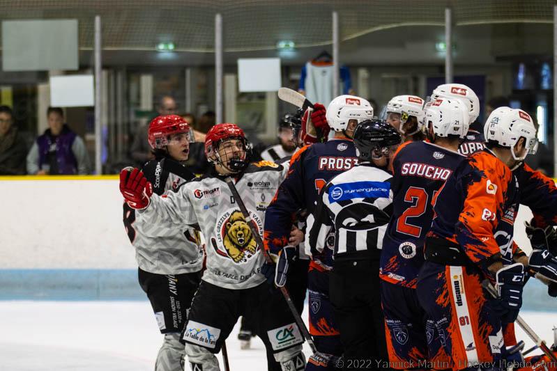 Clermont-Ferrand 2 - 6 Vaujany