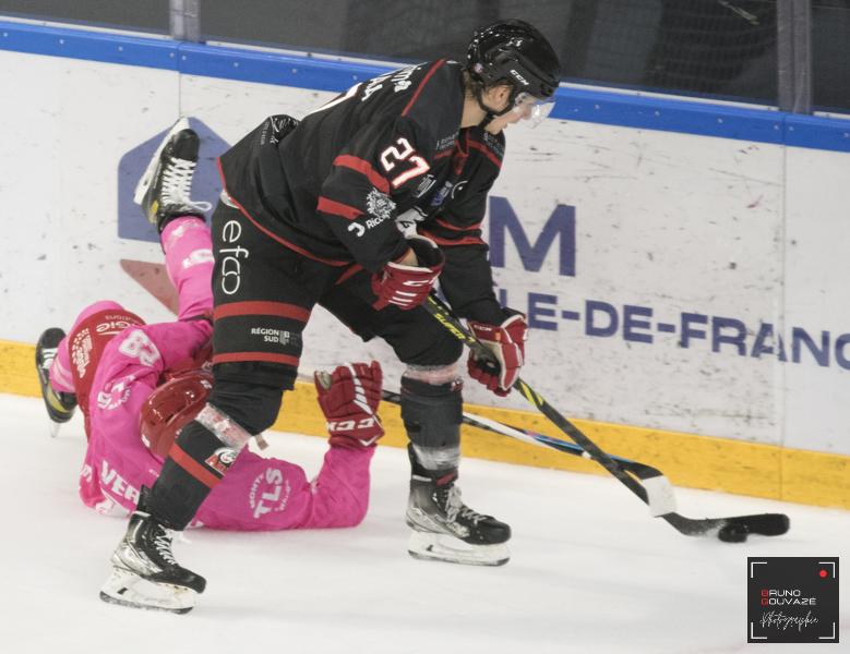Cergy-Pontoise 4 - 3 Nice