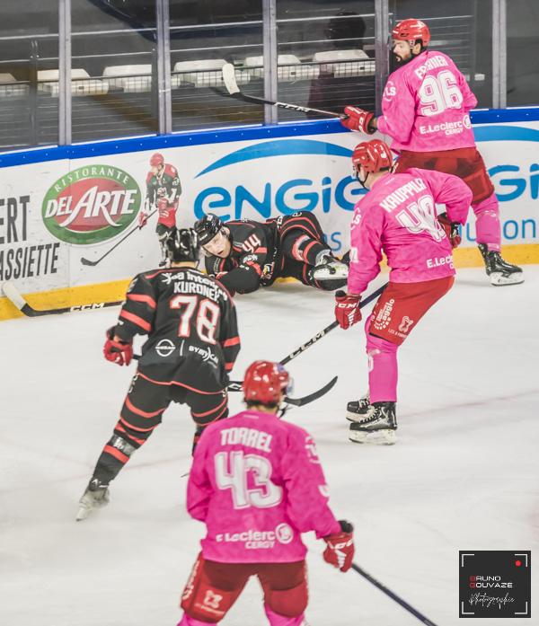 Cergy-Pontoise 4 - 3 Nice