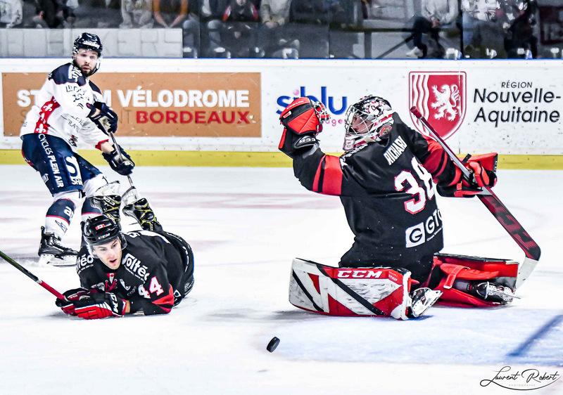 Bordeaux 3 - 4 Angers 