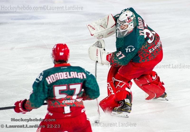 Grenoble  5 - 1 Cergy-Pontoise