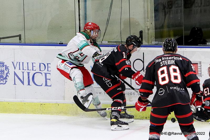 Nice 2 - 4 Anglet