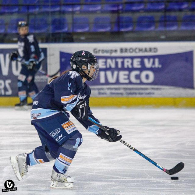 Photo hockey match Tours / Féminine - Cergy-Pontoise / Féminin le 05/11/2022